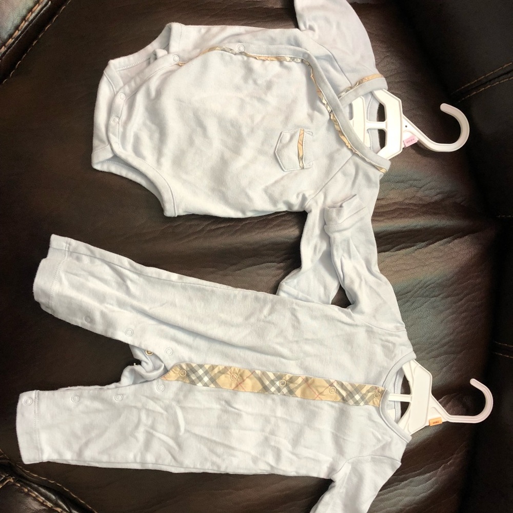 Set of two authentic Burberry Onesies NB-1M